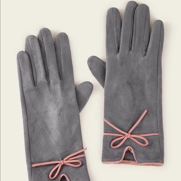 SHEIN embroidered suede gloves - Picture 2 of 9